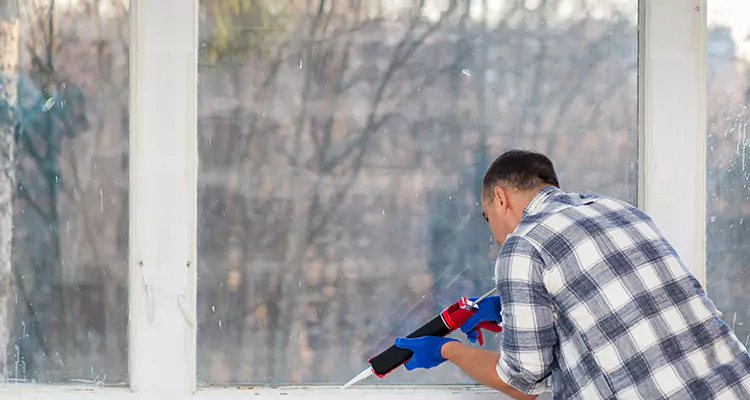 Quality Sliding Shower Door Repair for Closing Issues in Citrus Park, FL